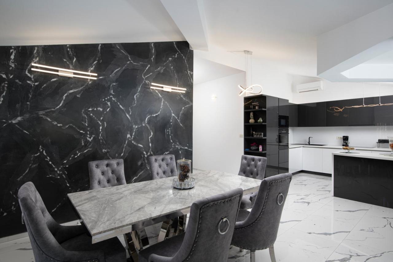 Pjescana Uvala Sea View Apartment Экстерьер фото