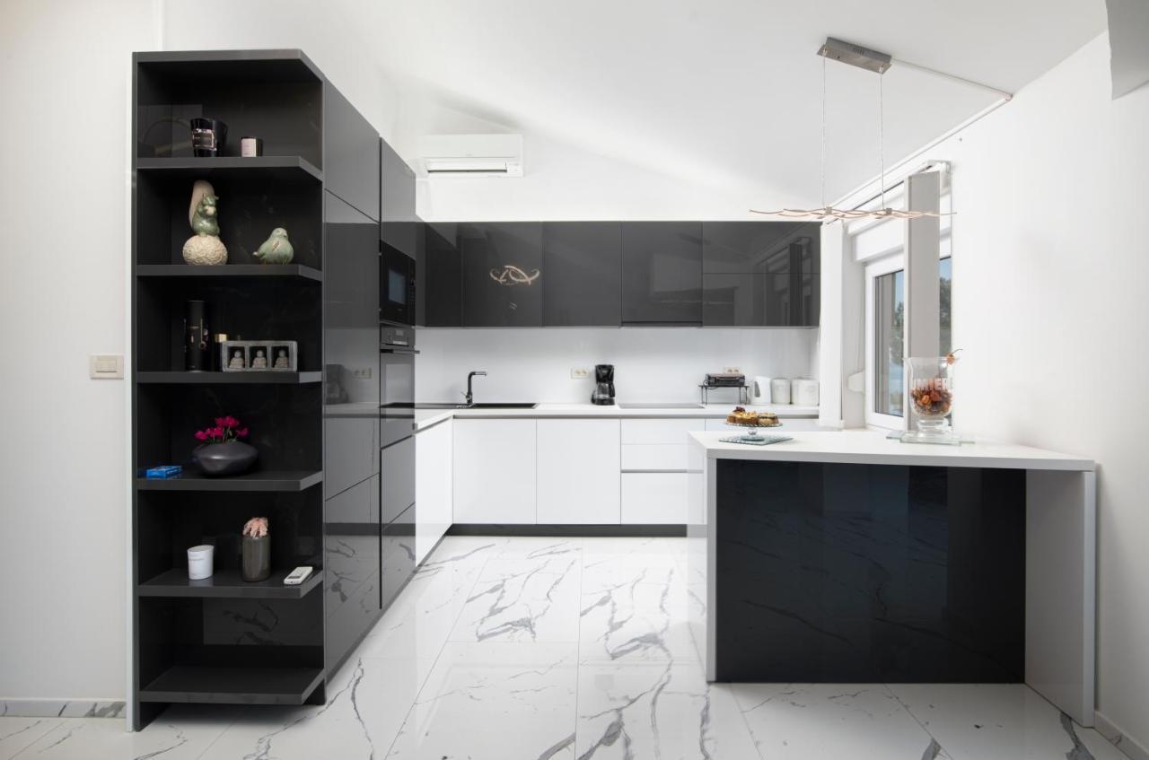 Pjescana Uvala Sea View Apartment Экстерьер фото